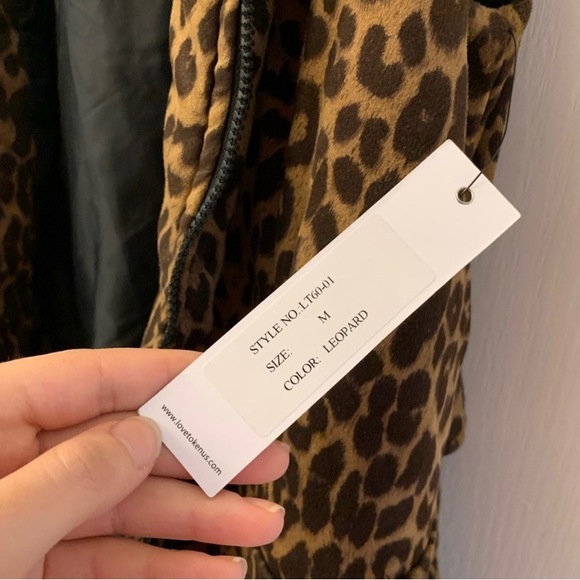 Suede / Soft Velvet Leopard Print Long Vest - Picture 5 of 10